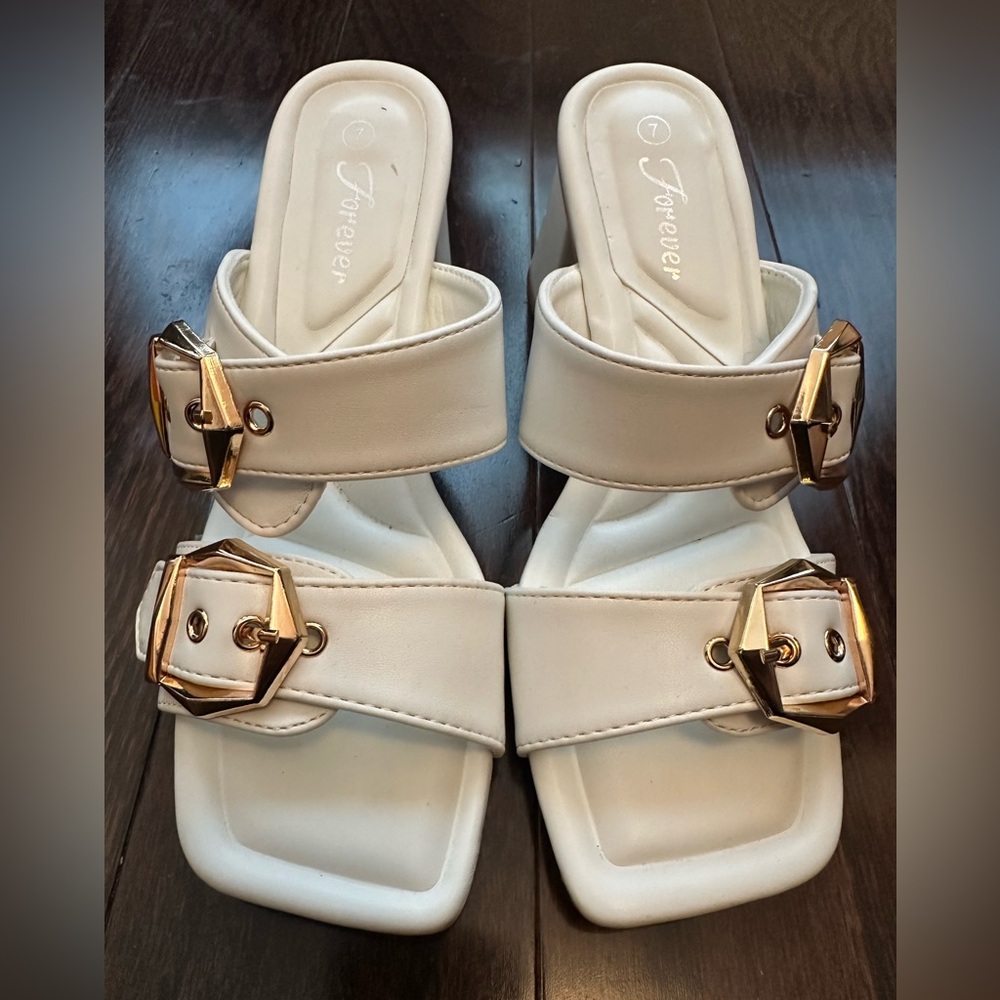 Fashion Nova Heeled Sandals